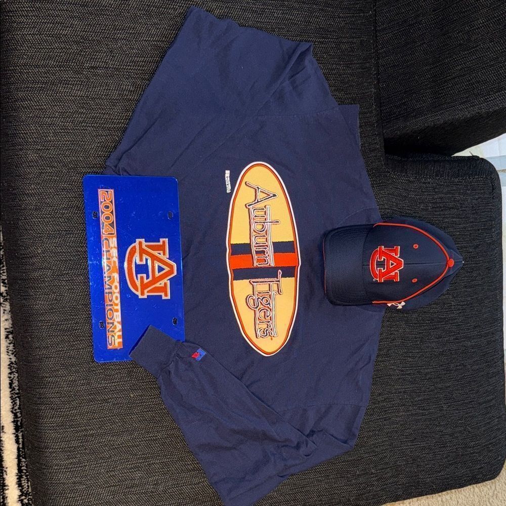 Auburn Tigers Long Sleeve Shirt and Cap Set